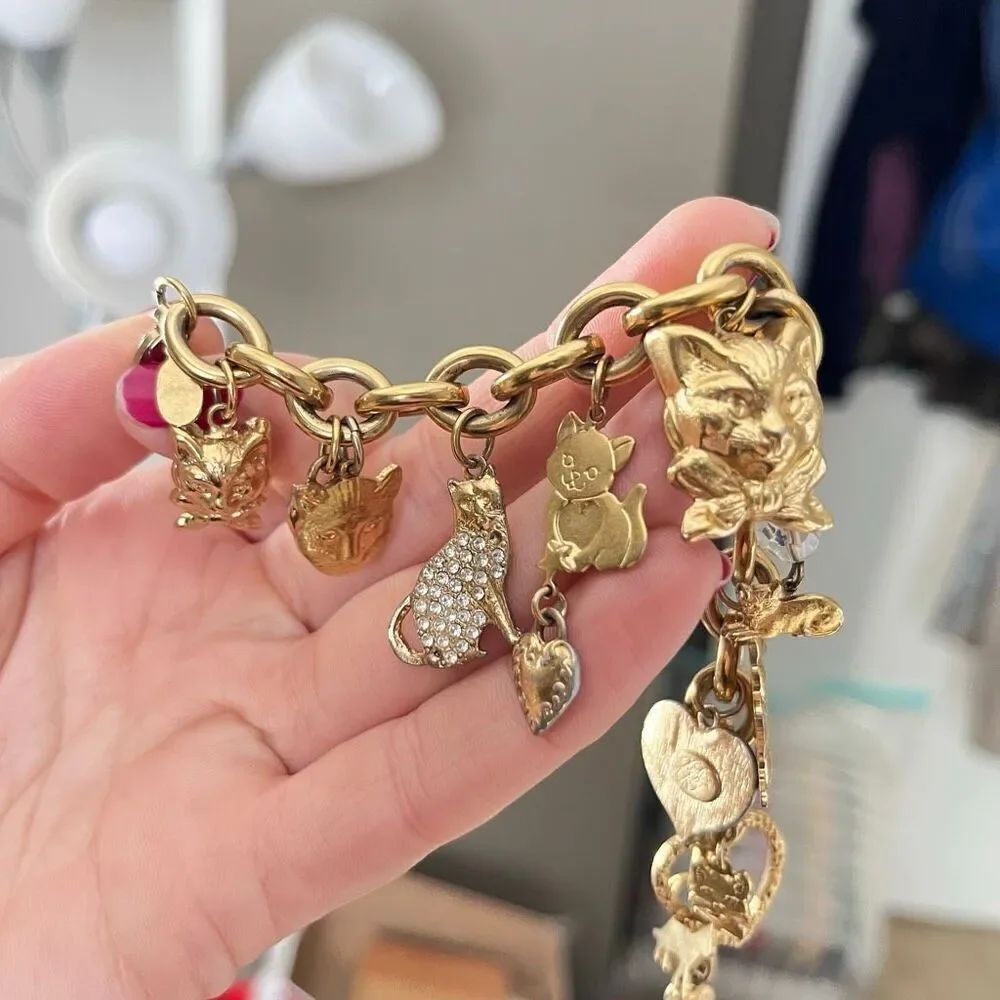 VTG Kirk’s Folly Gold Tone Cat Charm Bracelet Hearts Crystals 8” - Picture 7 of 14